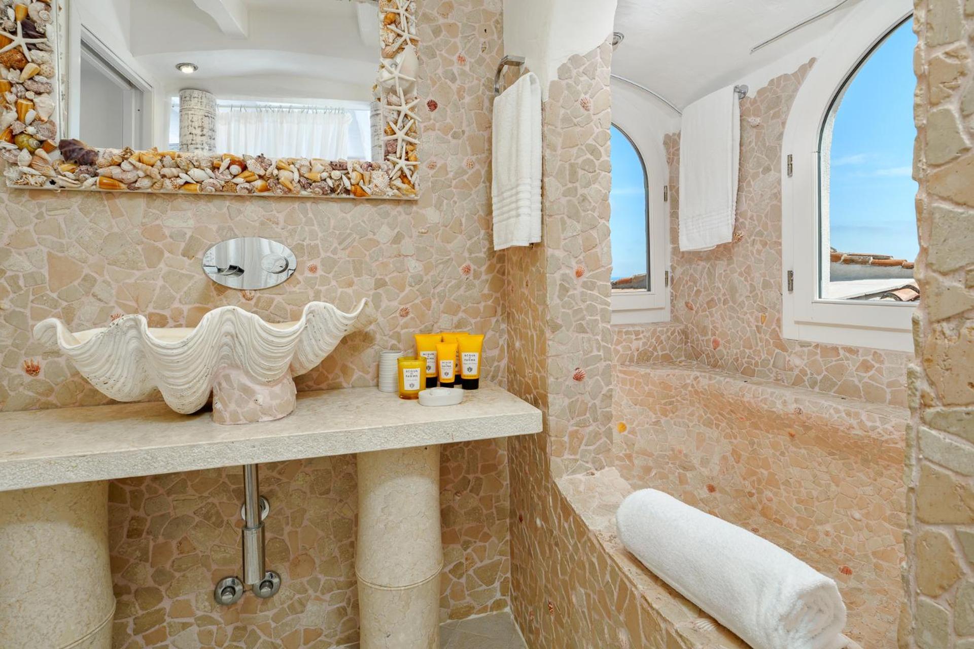 Anna 4* Porto Cervo